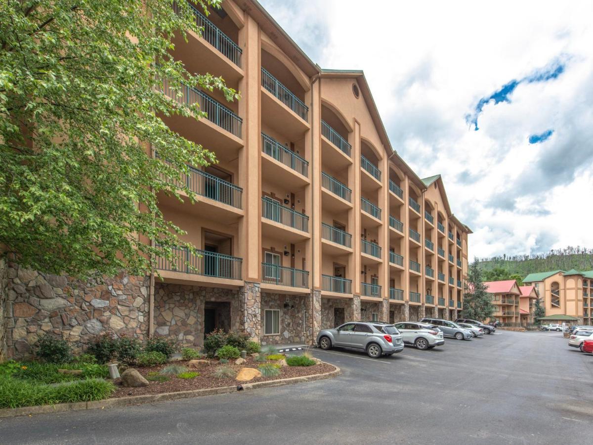 City Bear, 2Br, Pool, Spa, Downtown Gatlinburg, Sleeps 6 Apartment Ngoại thất bức ảnh